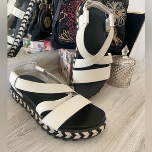 Sorel White Strappy Sandals